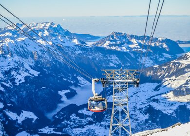 Panorama-Gondelbahn Titlis Rotair auf dem Titlis in der Zentralschweiz | © Gettyimages.com/shams