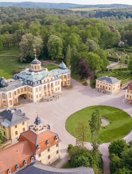 Weimarer Schloss Belvedere Vogelperspektive | © Marcus Glahn, Schatzkammer Thüringen 