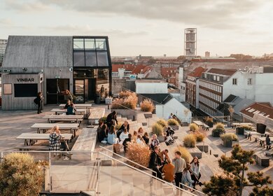 Rooftopbar in Aarhus in Dänemark | © VisitDenmark/Frame & Work