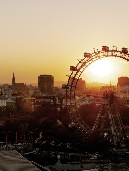 Wiener Prater, Riesenrad im Sonnenuntergang | © WienTourismus/Paul Bauer