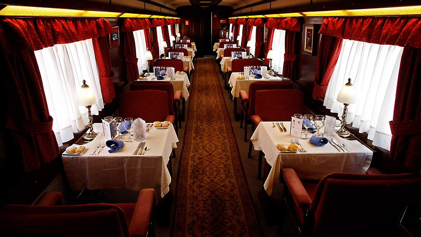 costa-verde-express-salones-04 | ©  Costa Verde Express