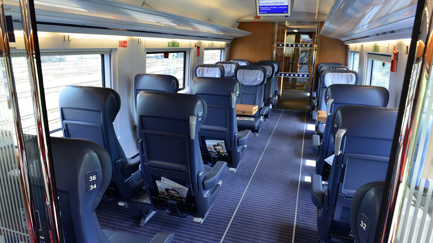 ICE Innenaufnahme 1. Klasse | © Deutsche Bahn AG / Volker Emersleben
