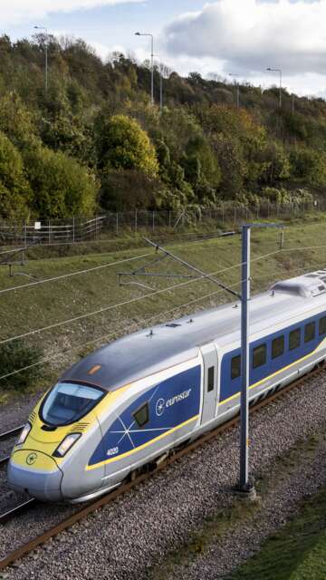 Eurostar Zugtyp e320 während der Fahrt | © David Cabrera