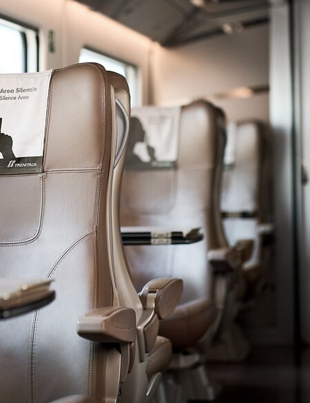 Sitzplatz im Ruhebereich im Frecciarossa Zug  | © Frecciarossa