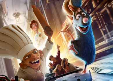 Disney Adventure World Worlds of Pixar Attraktion Ratatouille: Das Abenteuer, Ratte wird von dem Koch gejagt | © Disney/ 2024 Pixar