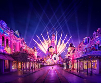 Miguel aus dem Pixar Film Coco in der neuen Show TOGETHER | © Disney/ 2025 Pixar  