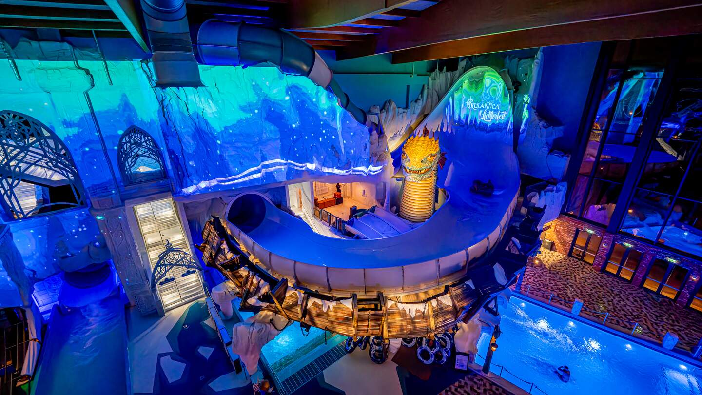 Nordisches Lichterfest in der Wasserwelt Rulantica im Europa-Park | © Europa-Park