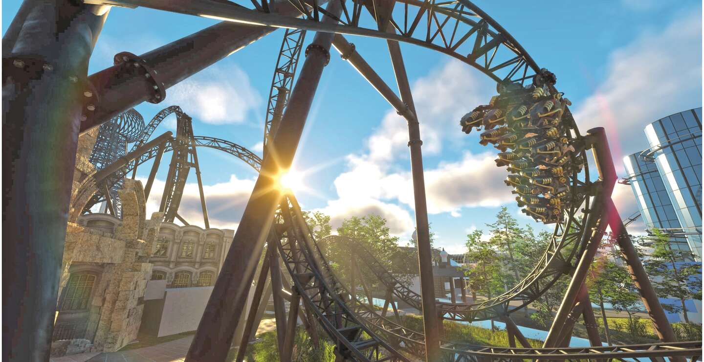 Dunkle Stahlachterbahn rast in einem engen Looping durch die Sonne, umgeben von Bäumen und Gebäuden, und bietet ein dynamisches, actionreiches Fahrgefühl. | © Europa-Park