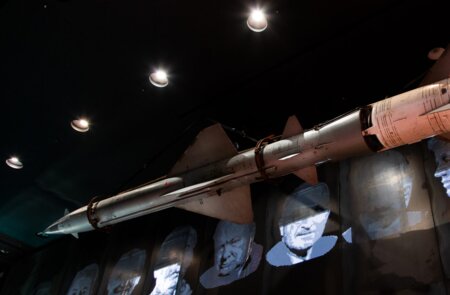 Cold War Museum Berlin-Rakete Eiserner Vorhang | © COLD WAR MUSEUM Berlin