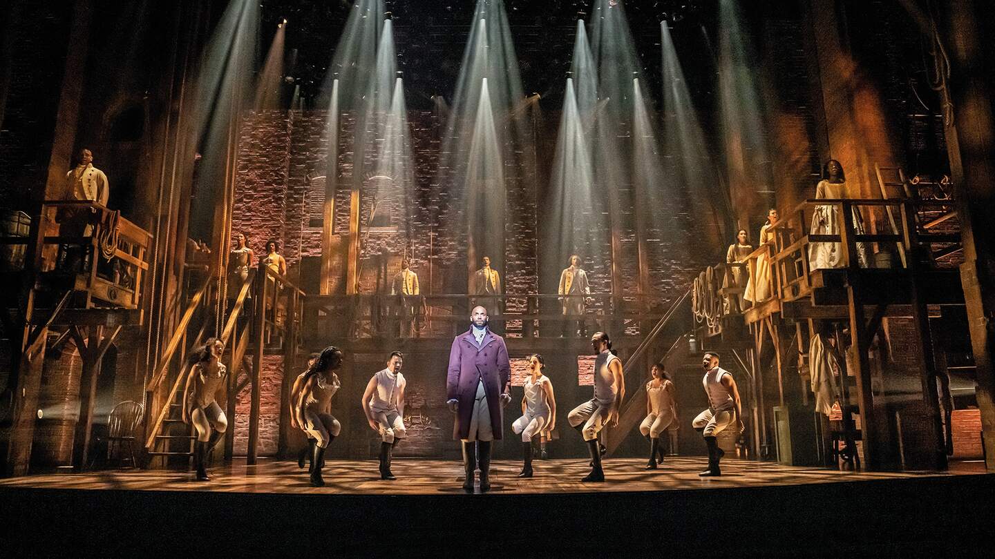 Szenenbild vom Song Alexander Hamilton aus dem Musical Hamilton | © JohanPersson