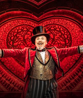 Gavin Turnbull  als Harold Zigler aus Moulin Rouge! - das Musical  | © Johan Persson