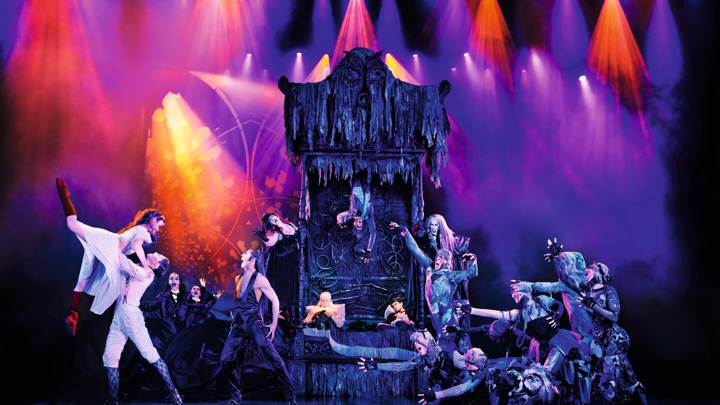 Szenenbild vom Song Nightmare aus dem Musical Tanz der Vampire  | © Stage Entertainment/Brinkhoff Moegenburg