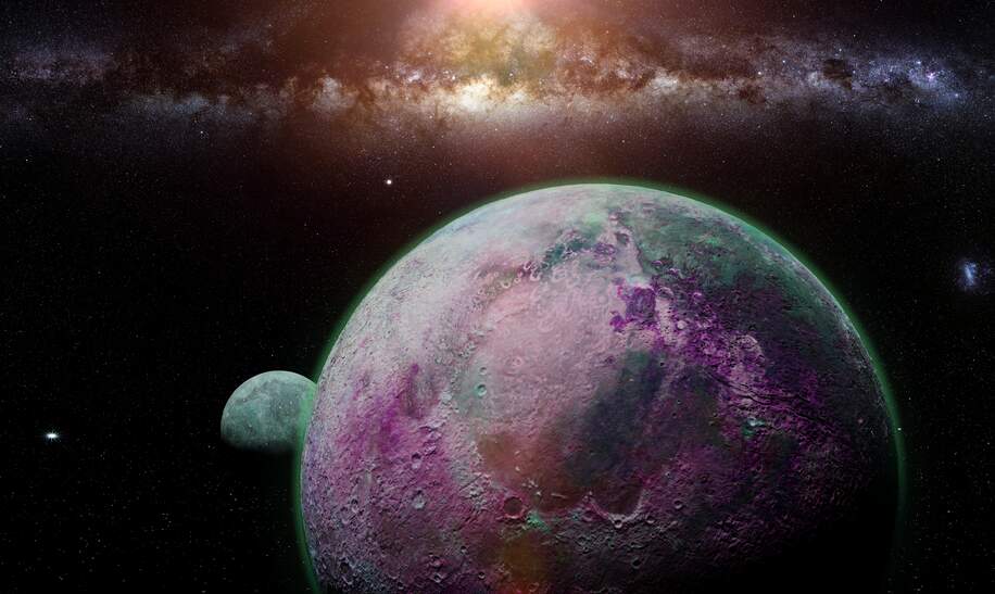 Kuenstlerische Darstellung eines Plans in einem ausserirdischen Planetensystem im Weltraum  | © Gettyimages.com/dottedhippo
