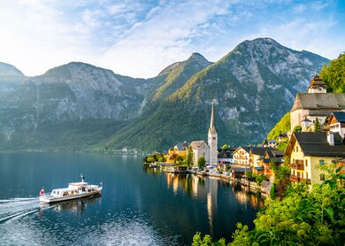 © GettyImages.com/Eugen-B Hallstatt | © GettyImages.com/Eugen-B