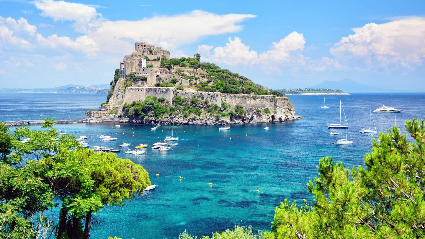 Ischia, Insel im Golf von Neapel, Italien | © Gettyimages.com/alxpin