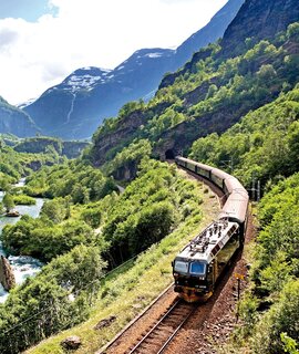 Flambahn im Fjord in Norwegen | © Morten Rakke